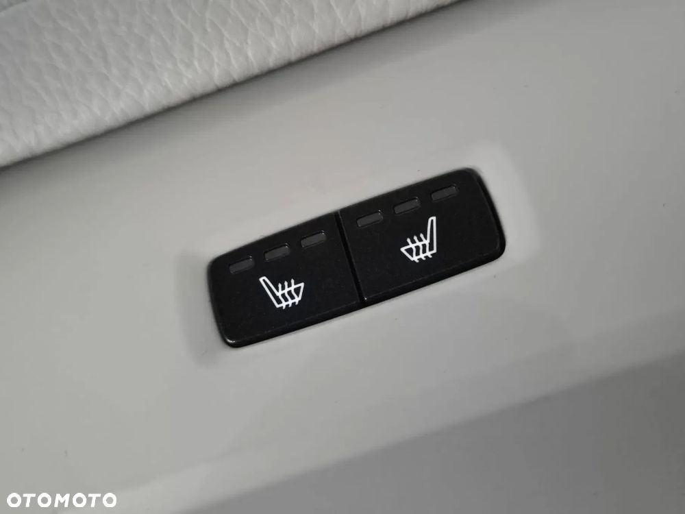 Volvo V60 T5 Momentum Pro - 9
