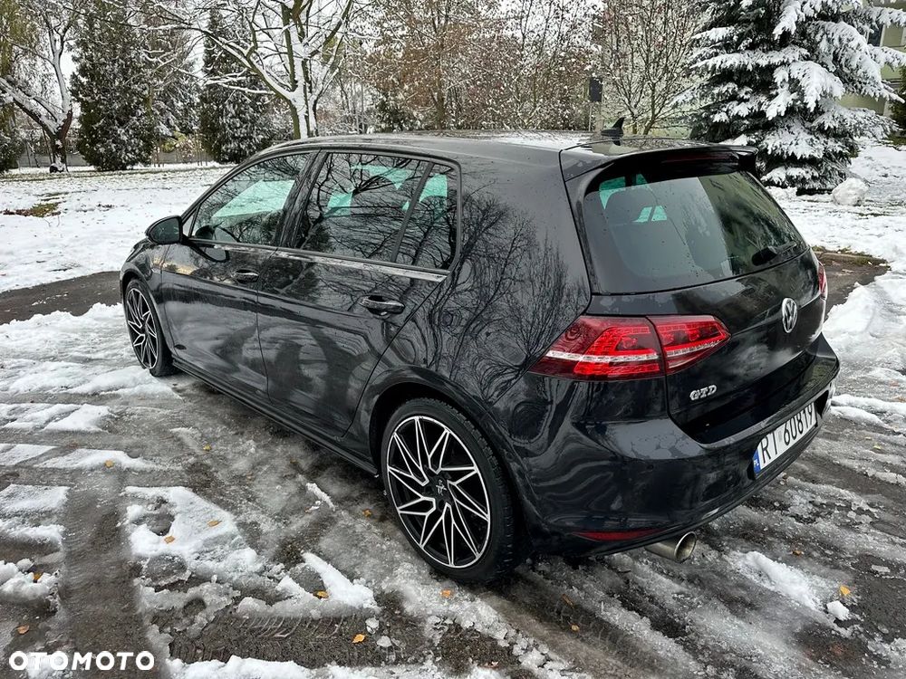 Volkswagen Golf 2.0 TDI BMT GTD - 6