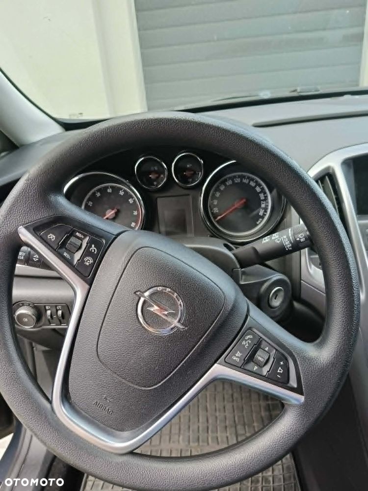 Opel Astra - 6