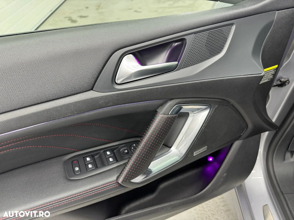 Peugeot 308 PureTech 130 EAT6 Stop & Start GT-Line Edition - 17