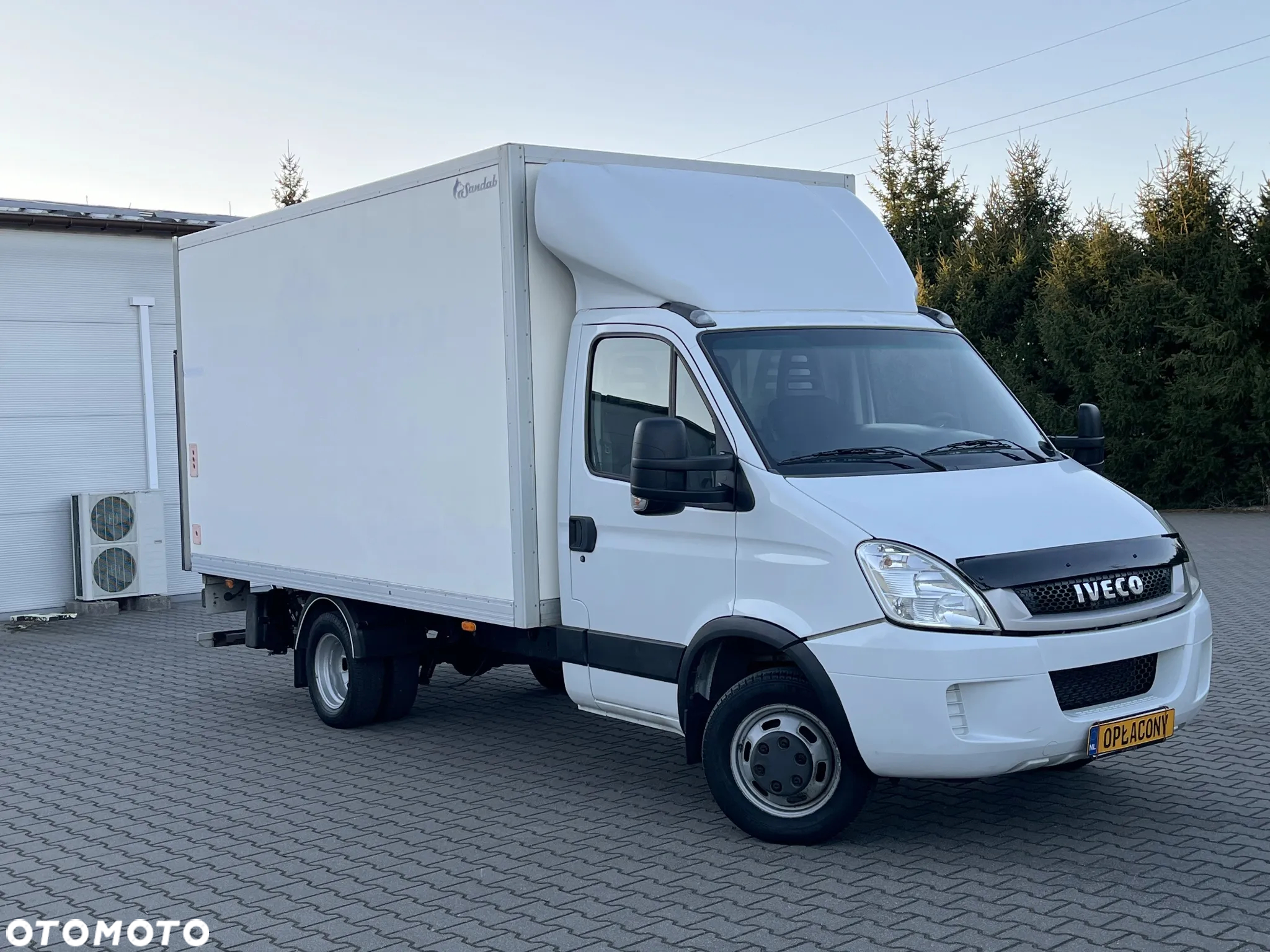 Iveco 35C18 KONTENER - 35