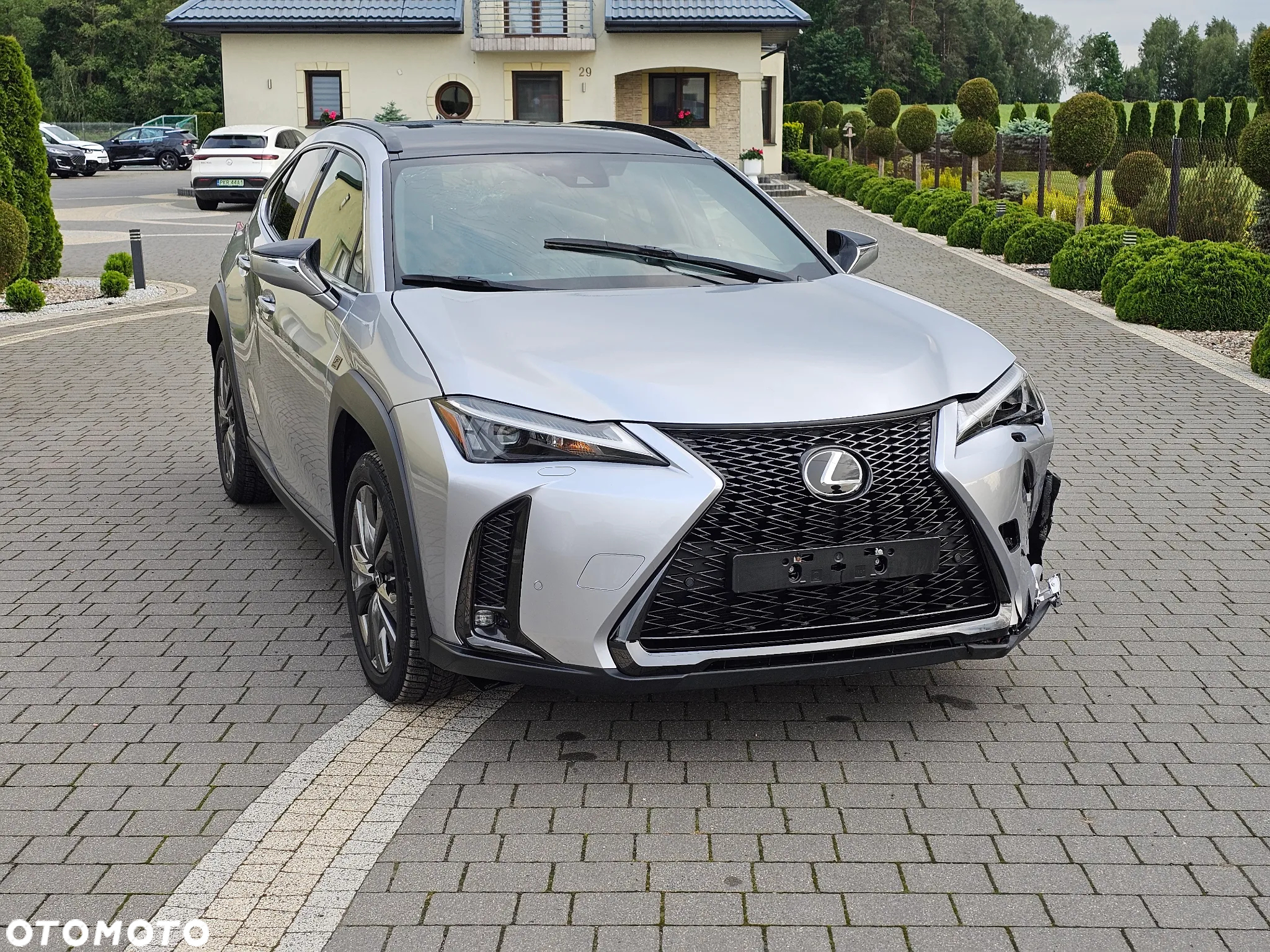 Lexus UX 200 GPF F Sport 2WD - 3