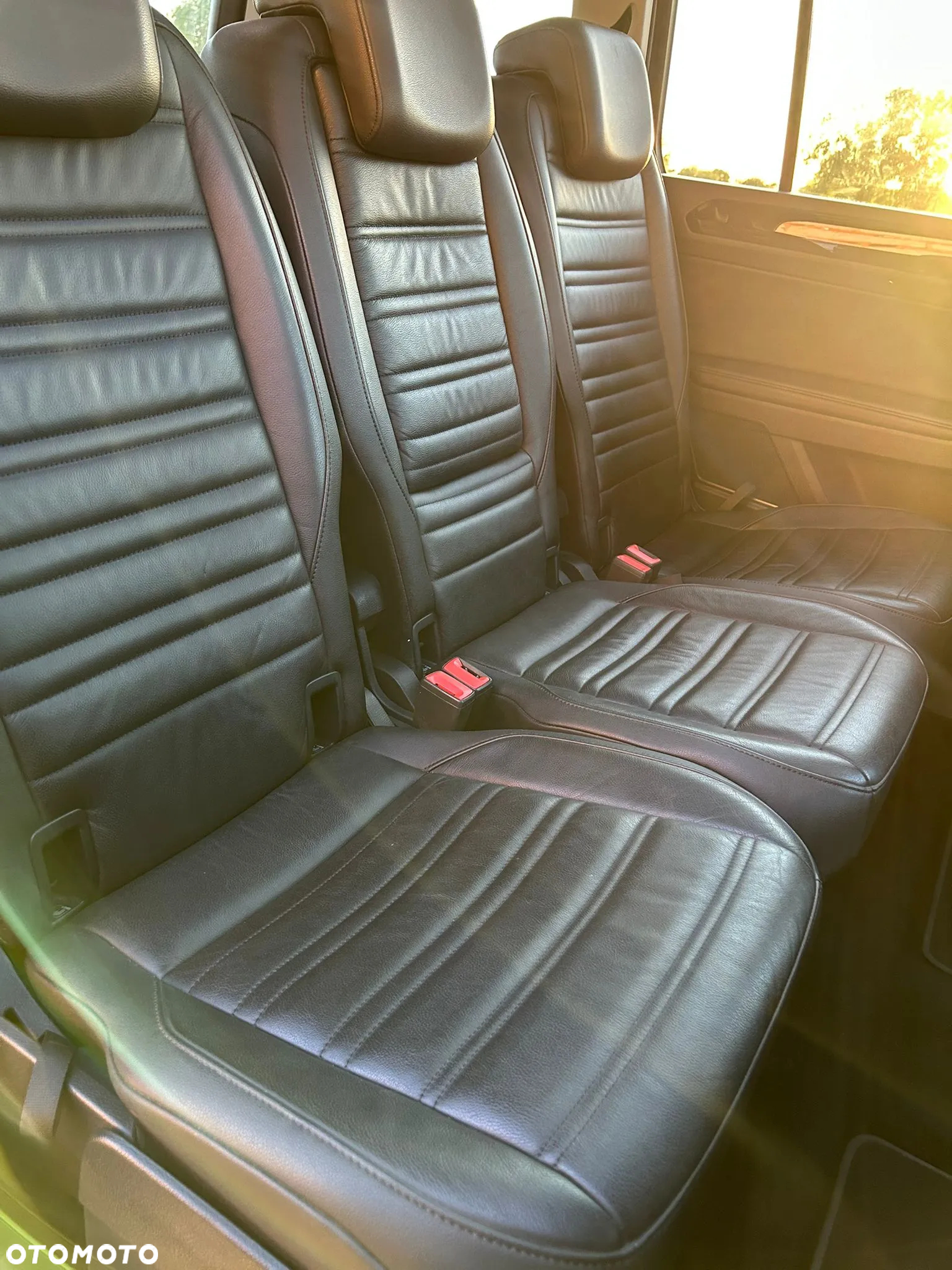 Volkswagen Touran 2.0 TDI BMT Highline DSG - 25