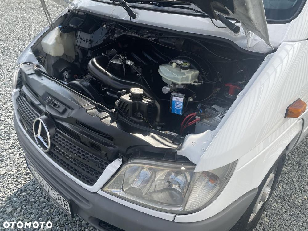 Mercedes-Benz Sprinter - 10