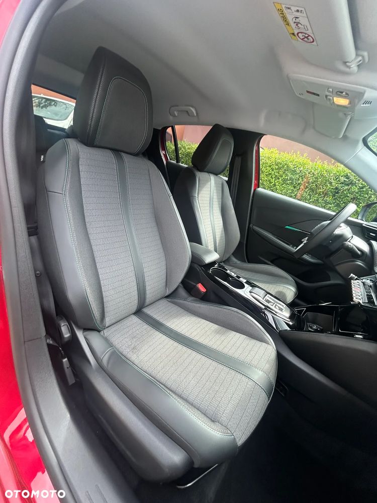 Peugeot 208 Elektromotor 136 Allure+ - 16