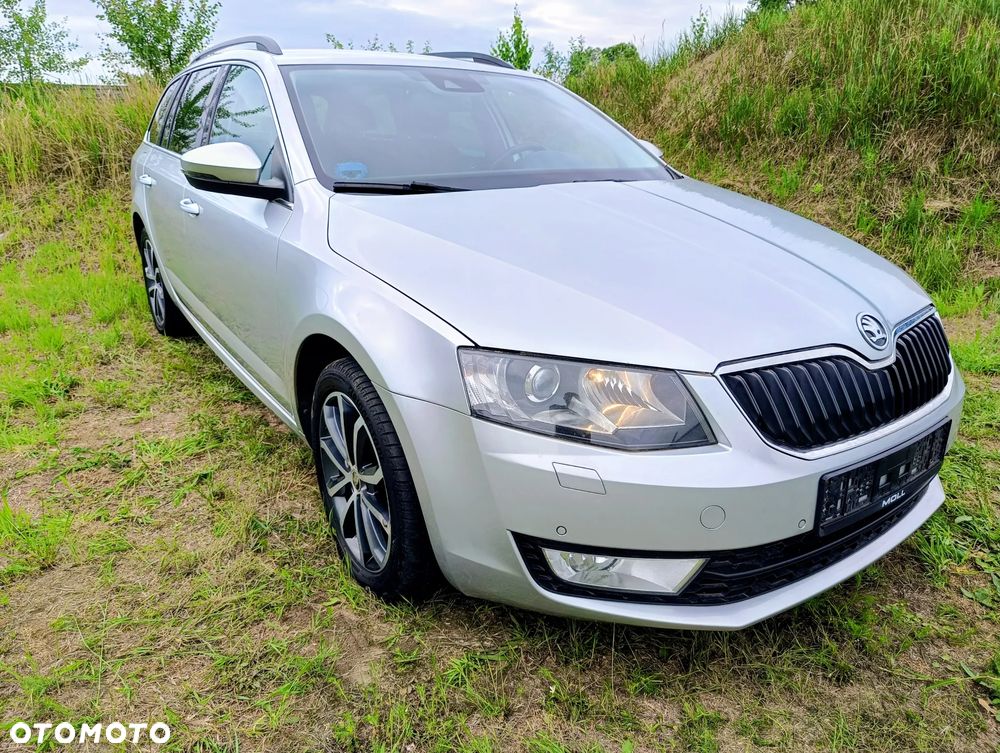 Skoda Octavia 1.6 TDI Edition DSG - 1