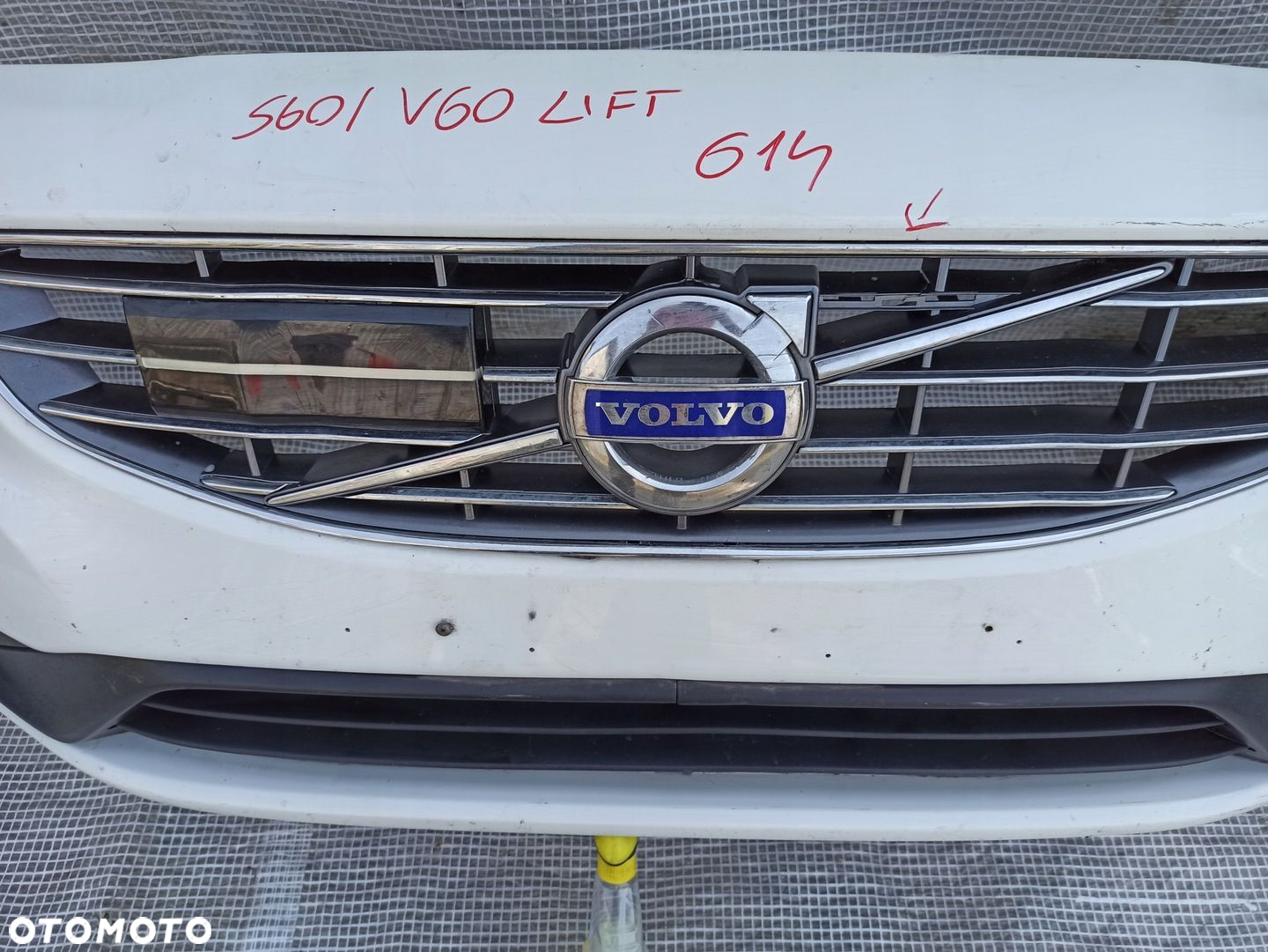 VOLVO S60 II V60 LIFT 13-18 ZDERZAK PRZEDNI PRZÓD KOMPLETNY BIAŁY 614 - 5