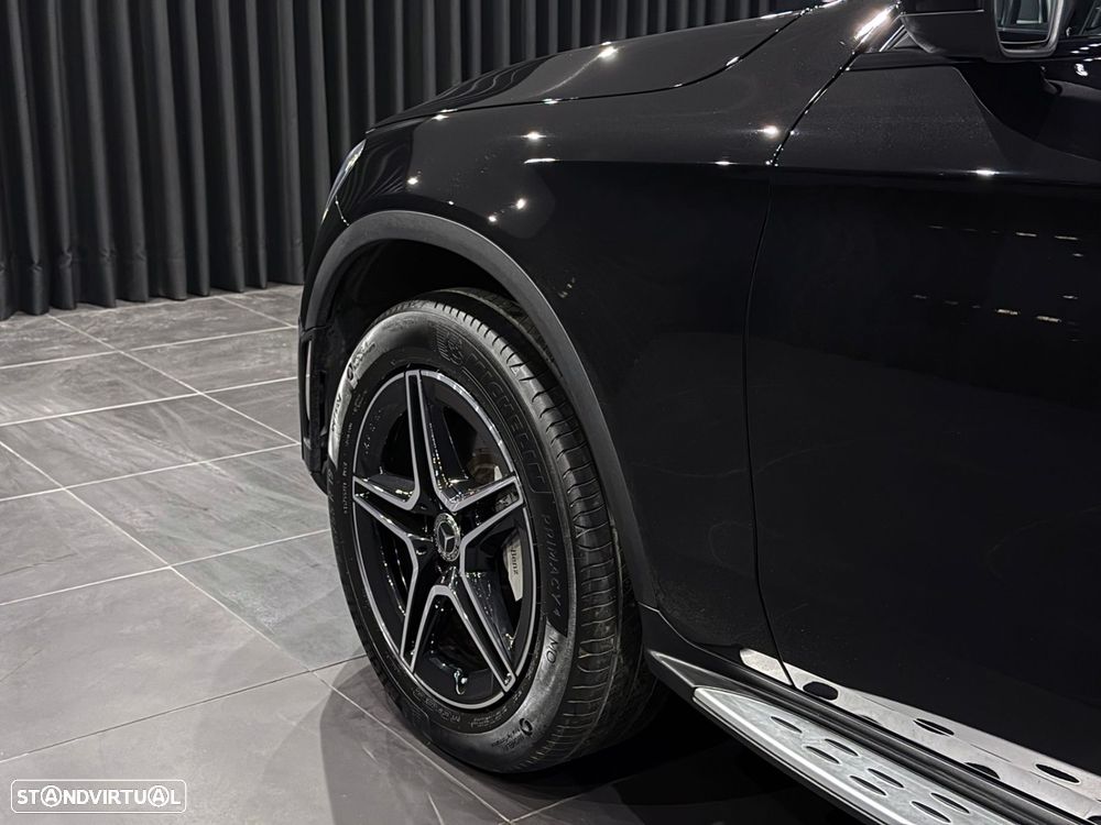 Mercedes-Benz GLC 300 de 4Matic 9G-TRONIC AMG Line — fotografia 13