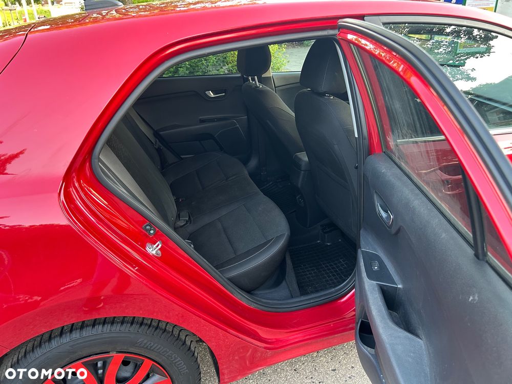 Kia Rio 1.0 T-GDI L DCT - 16