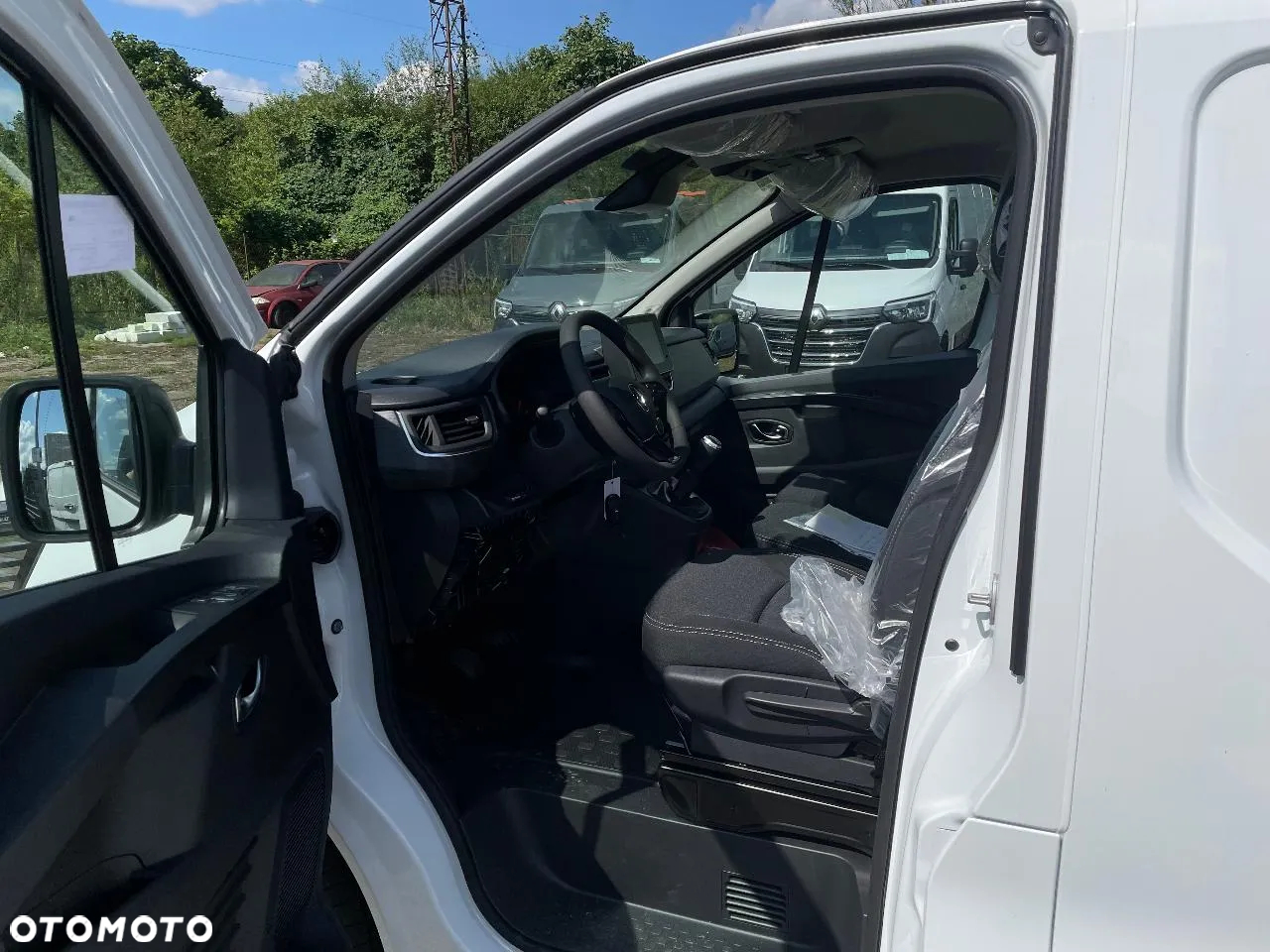 Renault TRAFIC - 13