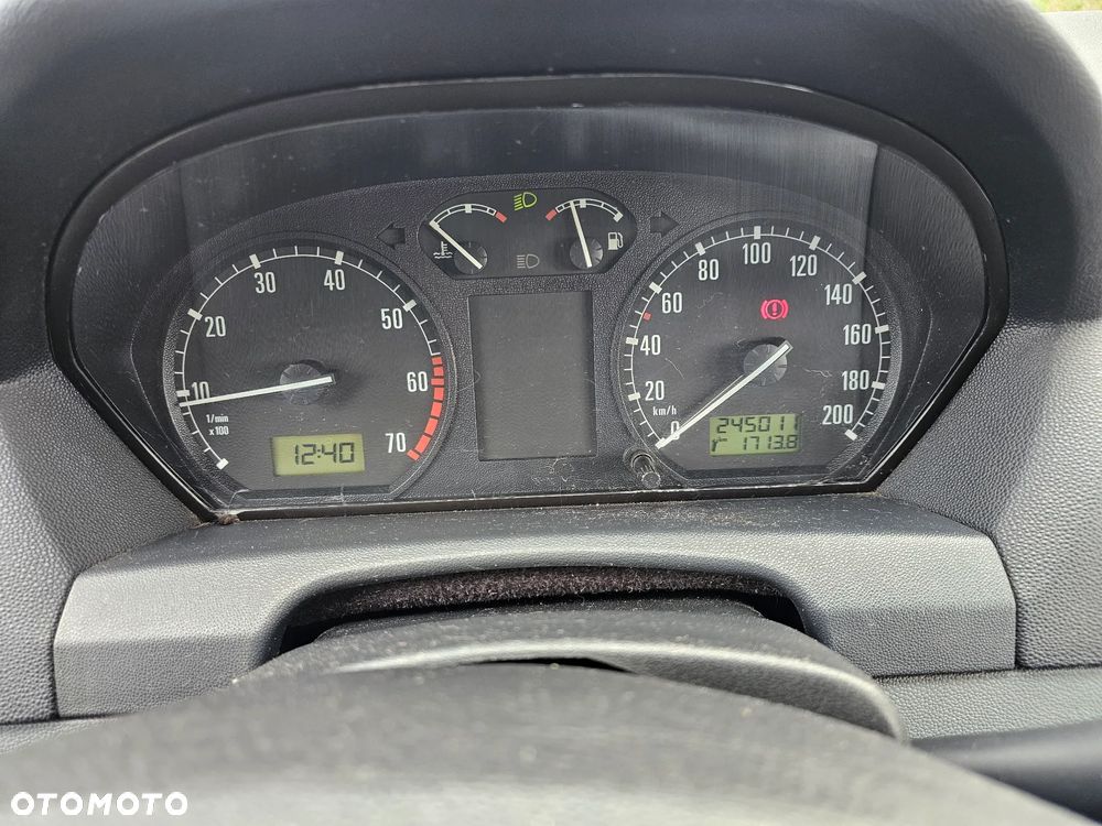 Skoda Fabia 1.2 HTP Basis - 14