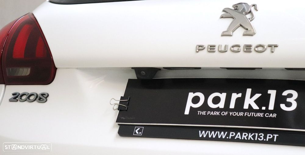 Peugeot 2008 1.2 PureTech Style - 7