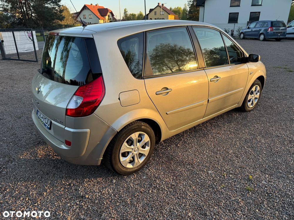 Renault Scenic 1.6 16V Expression - 7