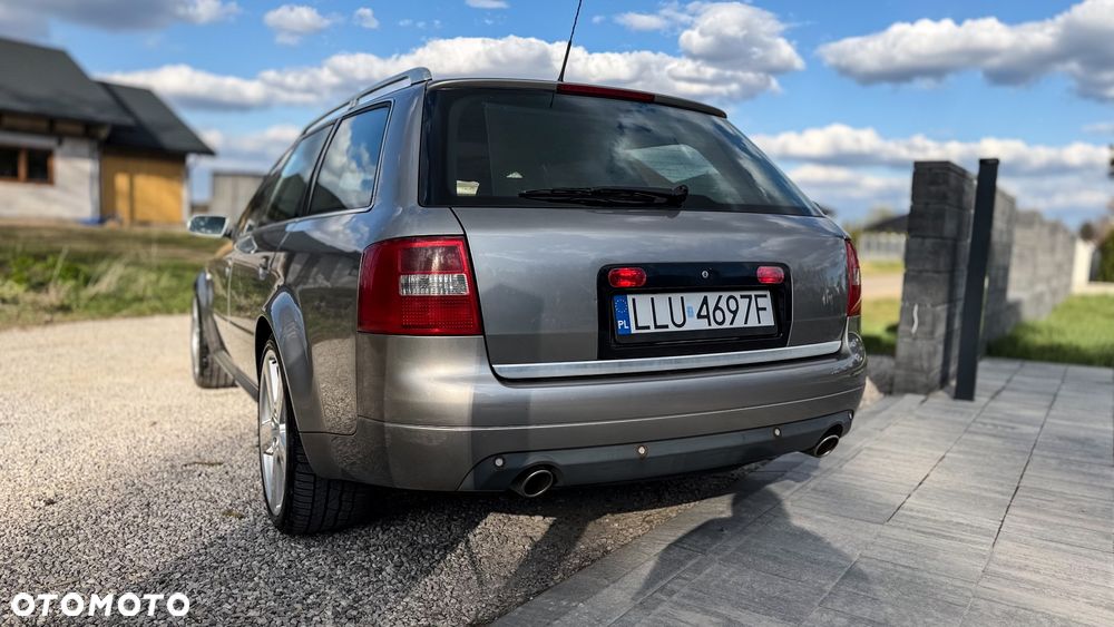 Audi S6 Avant 4.2 quattro - 12