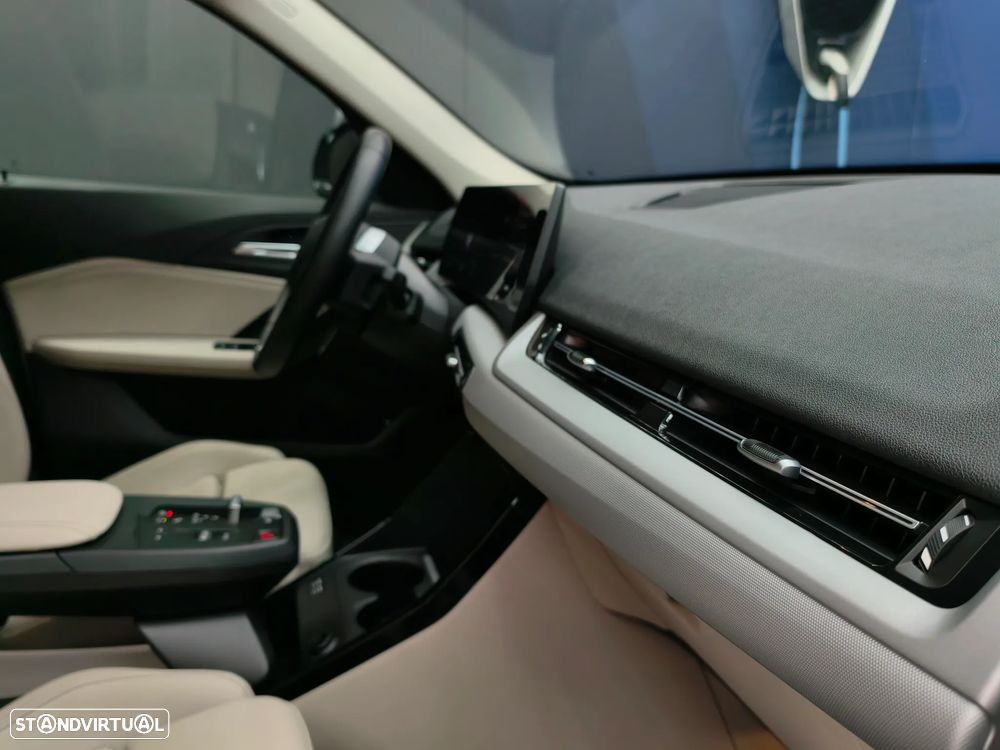 BMW X1 18 d sDrive Line Sport Auto - 37