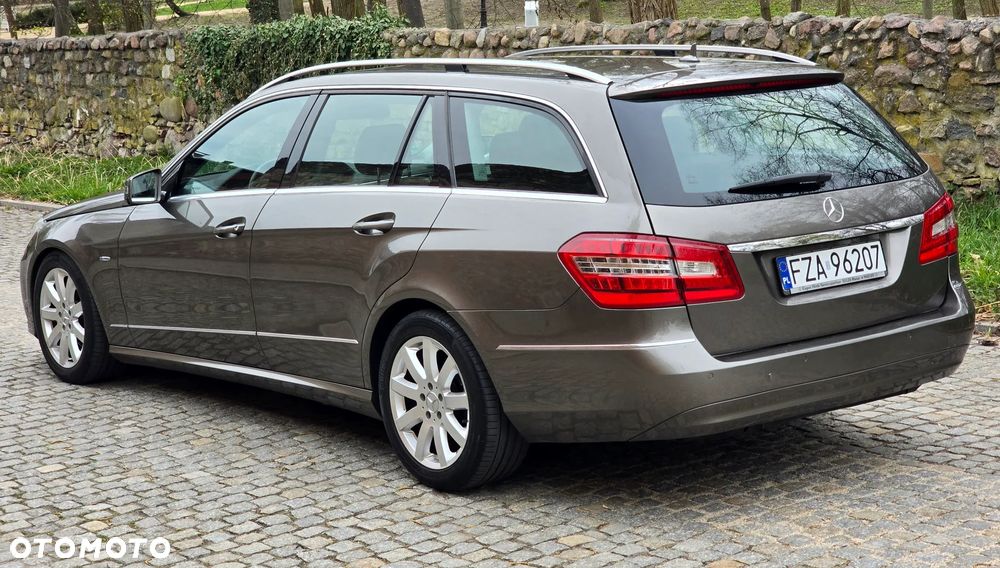 Mercedes-Benz Klasa E 250 CDI DPF BlueEFFICIENCY Automatik Avantgarde - 3