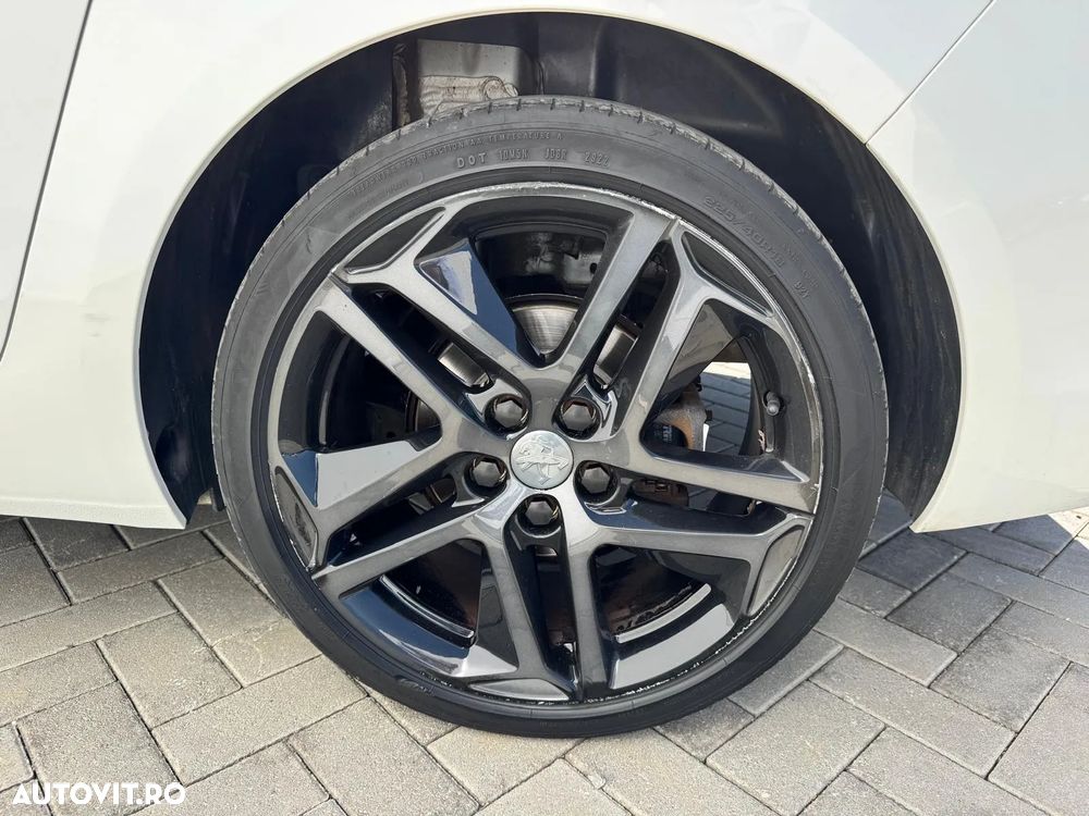Peugeot 308 SW 1.5L BlueHDI EAT8 GT - 6