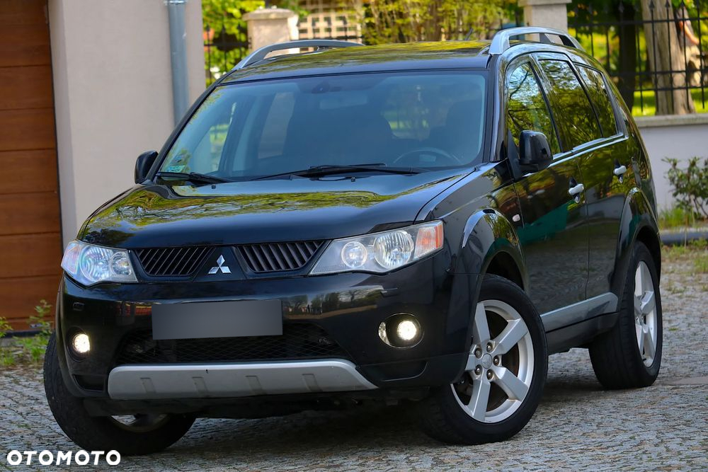 Mitsubishi Outlander 2.2 DID Intense + - 20