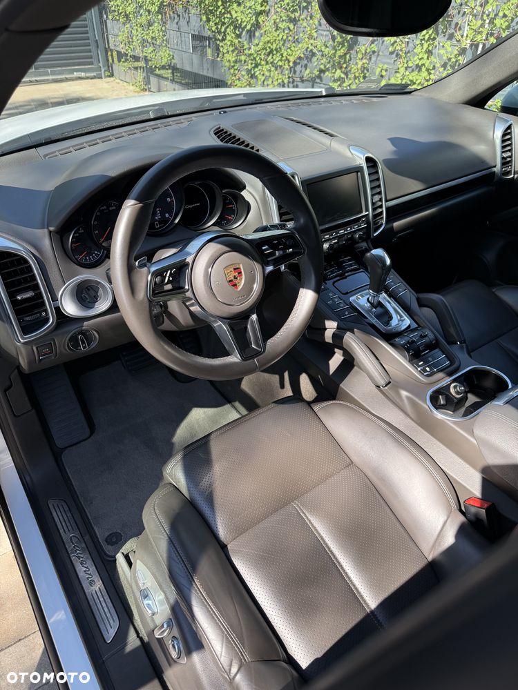 Porsche Cayenne Diesel - 10
