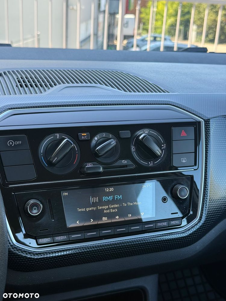 Volkswagen up! - 11