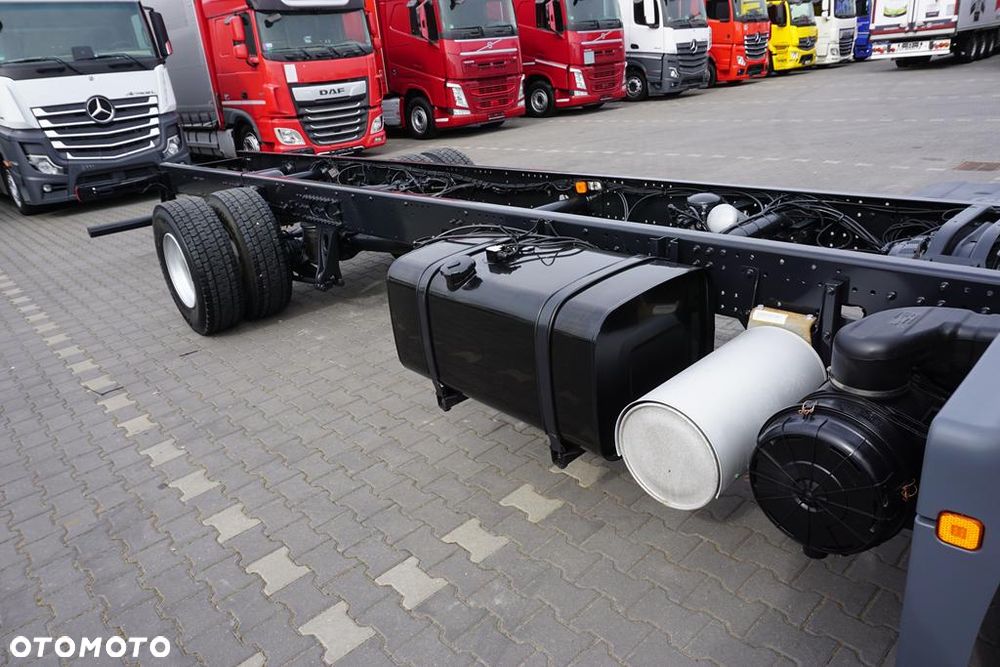 MAN TGM / 15.290 / EURO 5 / PODWOZIE DO ZABUDOWY / DŁ. 7,4 M - 32