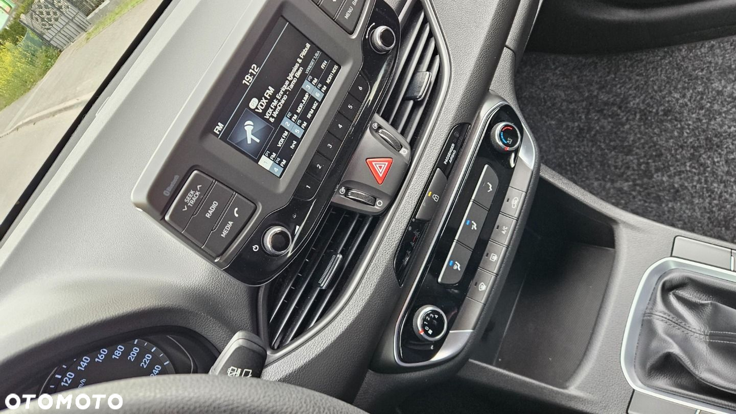 Hyundai i30 - 23