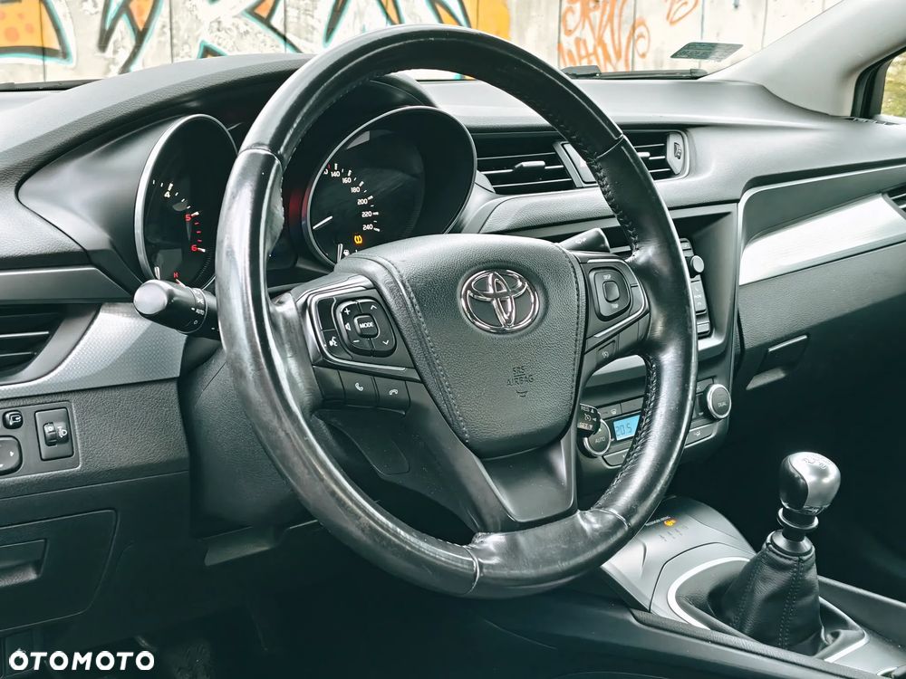 Toyota Avensis 2.0 D-4D Active Business - 10