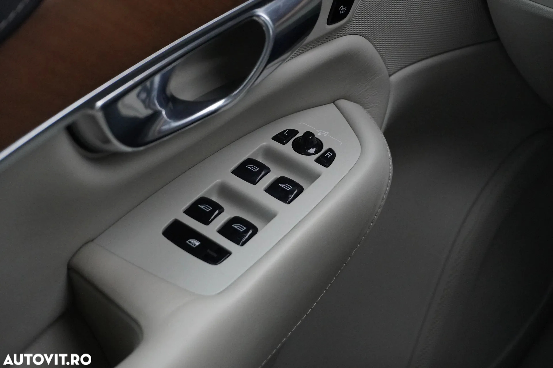 Volvo XC 90 D5 AWD Inscription - 23