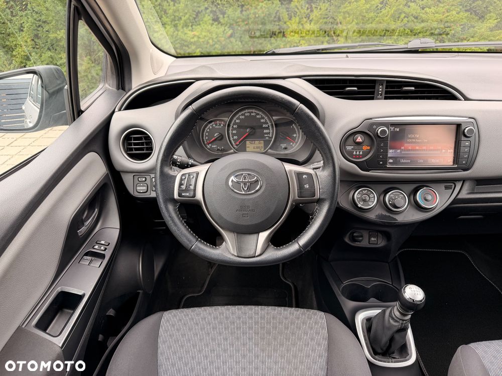 Toyota Yaris 1.33 VVT-i Club - 15