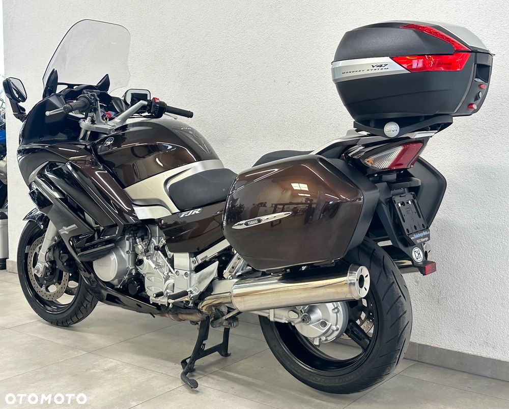 Yamaha FJR - 3