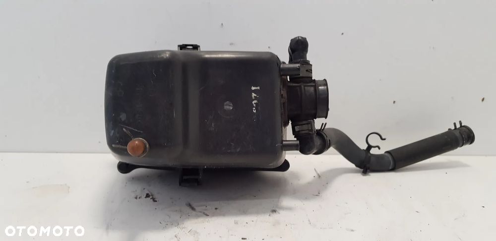 Yamaha YZF 125 Obudowa Filtra Powietrza - 4