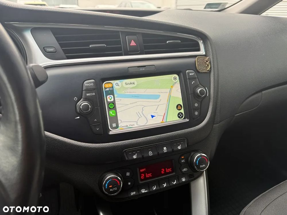 Kia Ceed 1.6 GDI L Business Line - 14