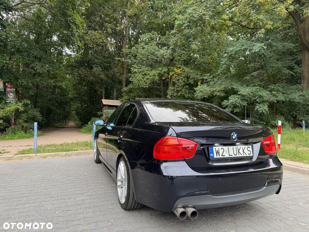 BMW Seria 3 320i - 5