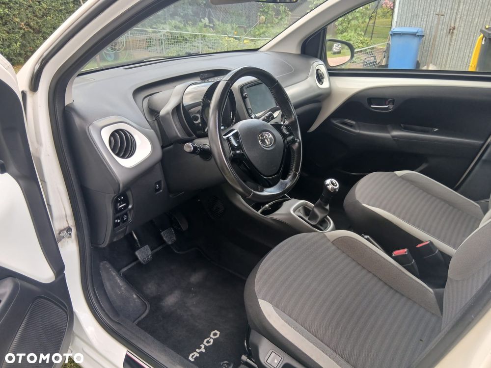 Toyota Aygo 1.0 VVT-i Black Edition - 6