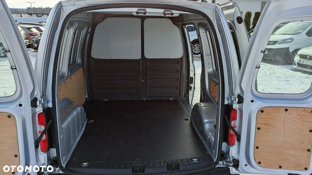 Volkswagen Caddy - 21