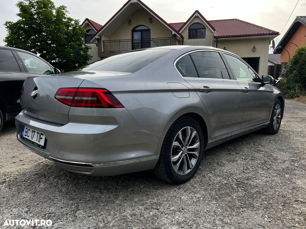 Volkswagen Passat - 3