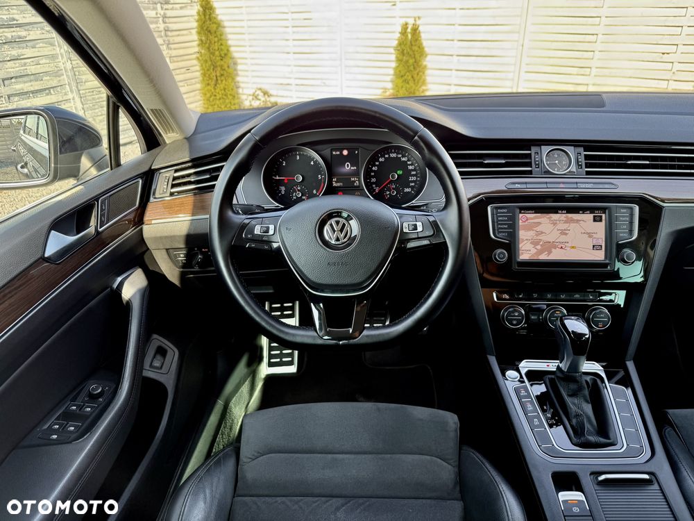 Volkswagen Passat - 6