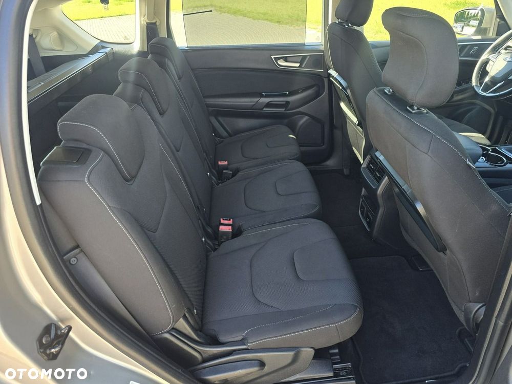 Ford S-Max - 21