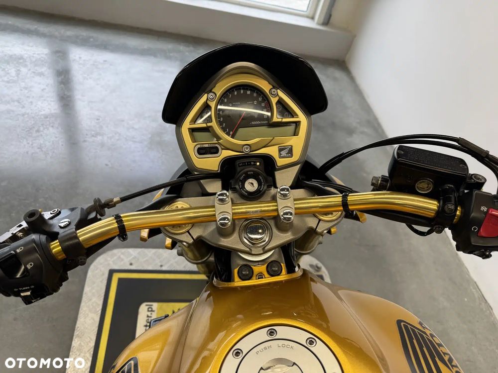Honda CB - 28