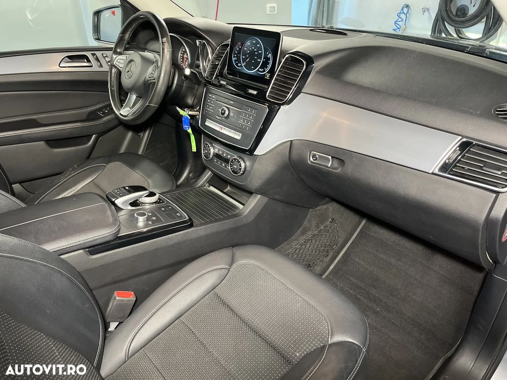 Mercedes-Benz GLE 250 d 4MATIC 9G-TRONIC - 27