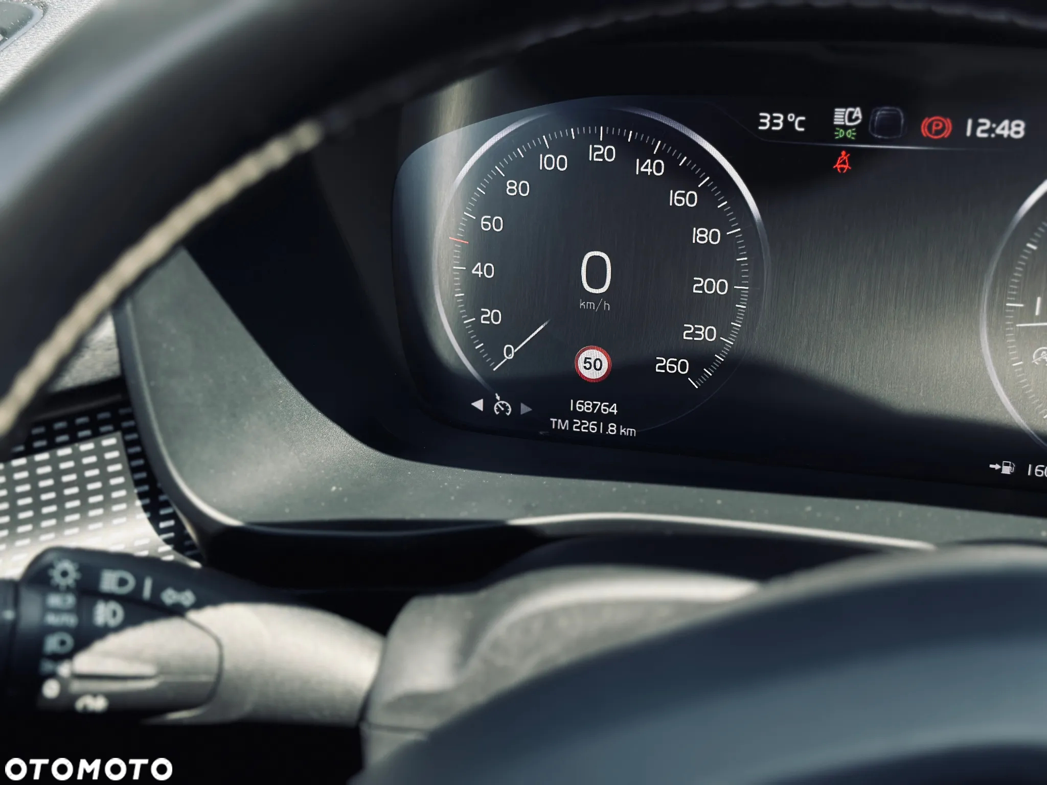 Volvo XC 40 D4 AWD Geartronic R-Design - 37