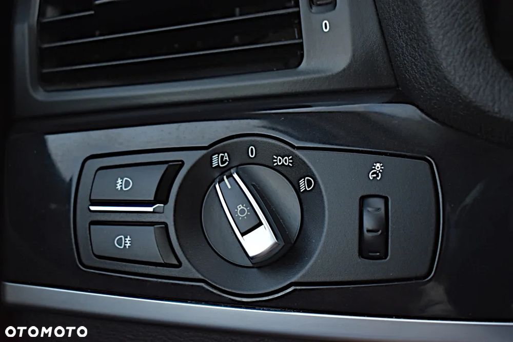 BMW X3 xDrive20d - 30
