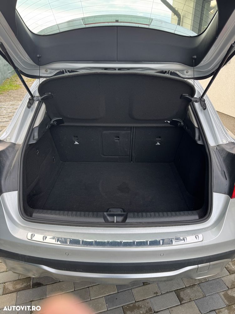 Mercedes-Benz GLA 200 d 7G-DCT UrbanStyle Edition - 11