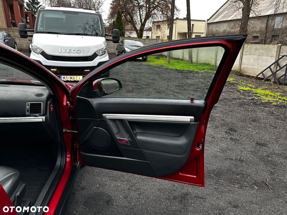 Opel Vectra 1.8 Cosmo Plus - 24