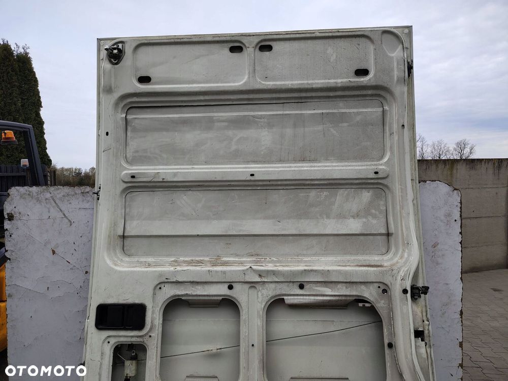 DRZWI BOCZNE PRAWE PRZESUWNE IVECO DAILY 3 III 35C15 FL LIFT 2 - 8