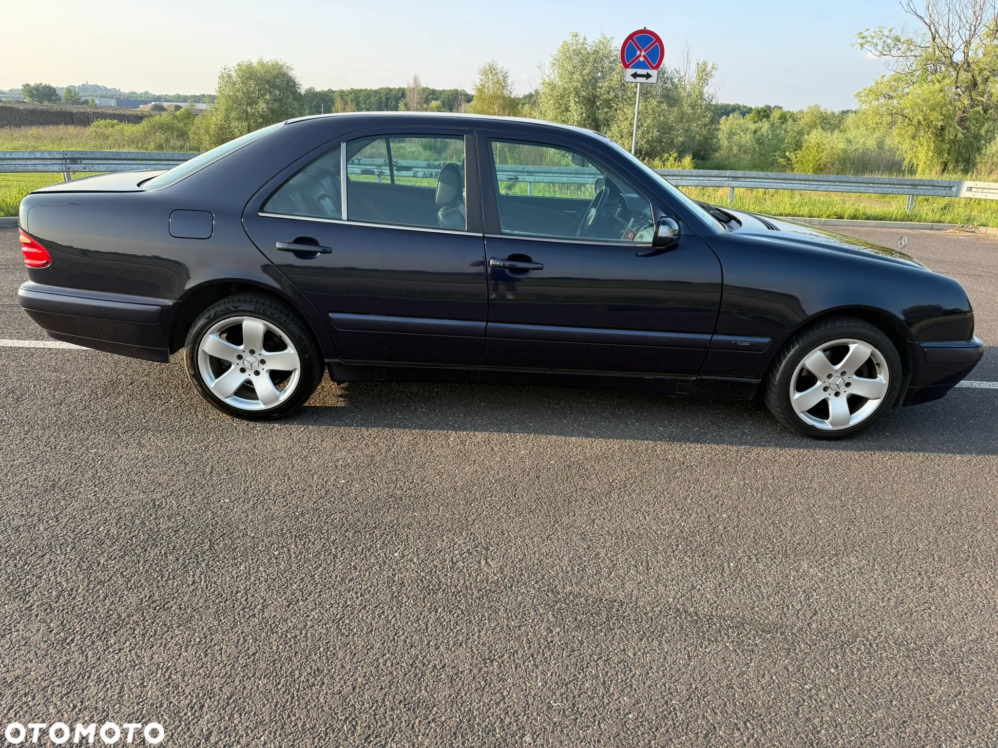 Mercedes-Benz Klasa E - 8