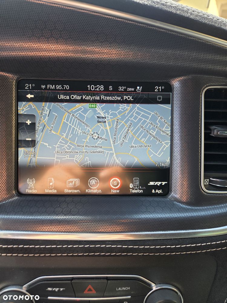 Dodge Charger 6.4 Scat Pack - 13