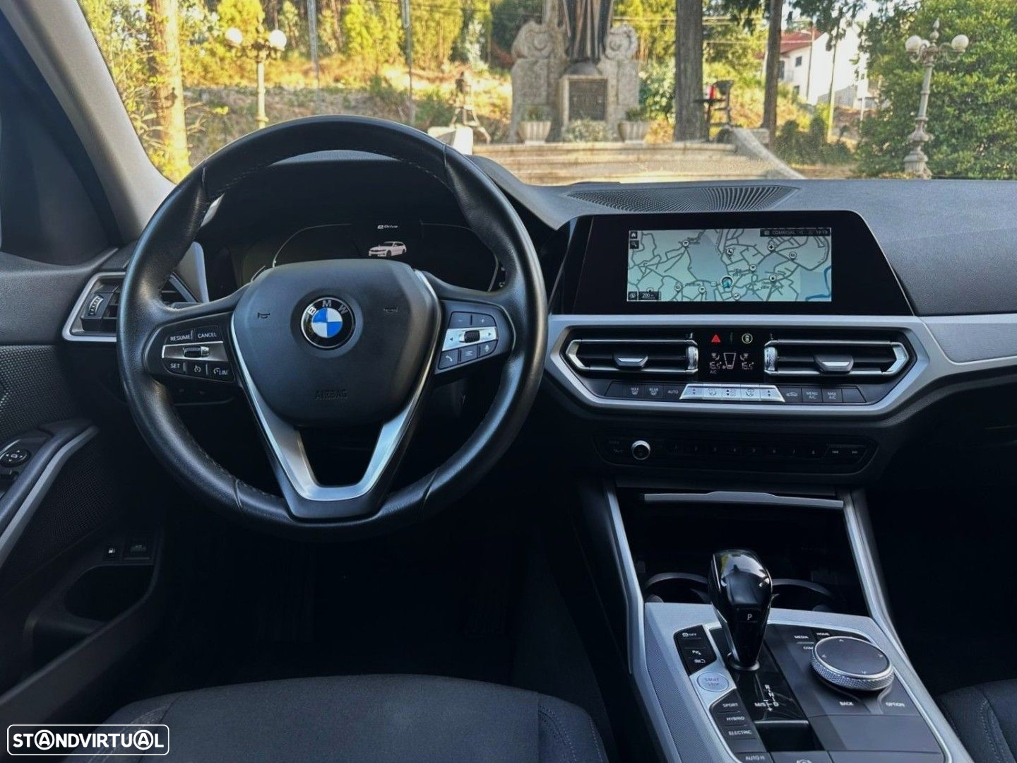 BMW 330 e Touring Corporate Edition Auto - 9