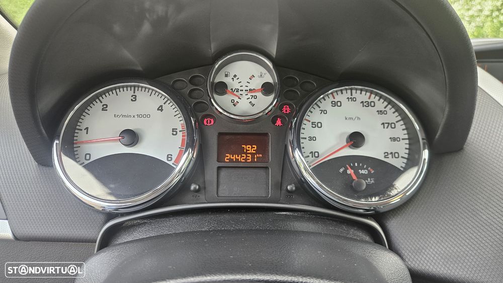 Peugeot 207 70 HDi FAP Filou - 16
