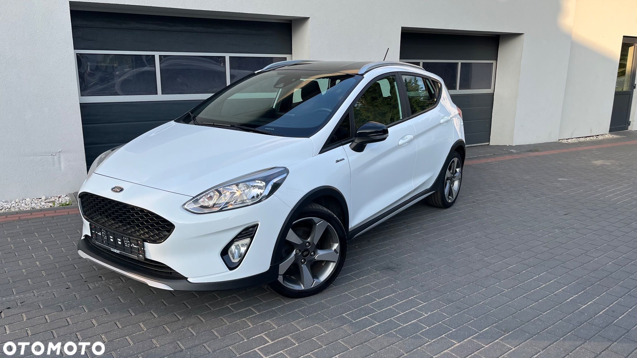 Ford Fiesta 1.0 EcoBoost Hybrid S&S ACTIVE - 1